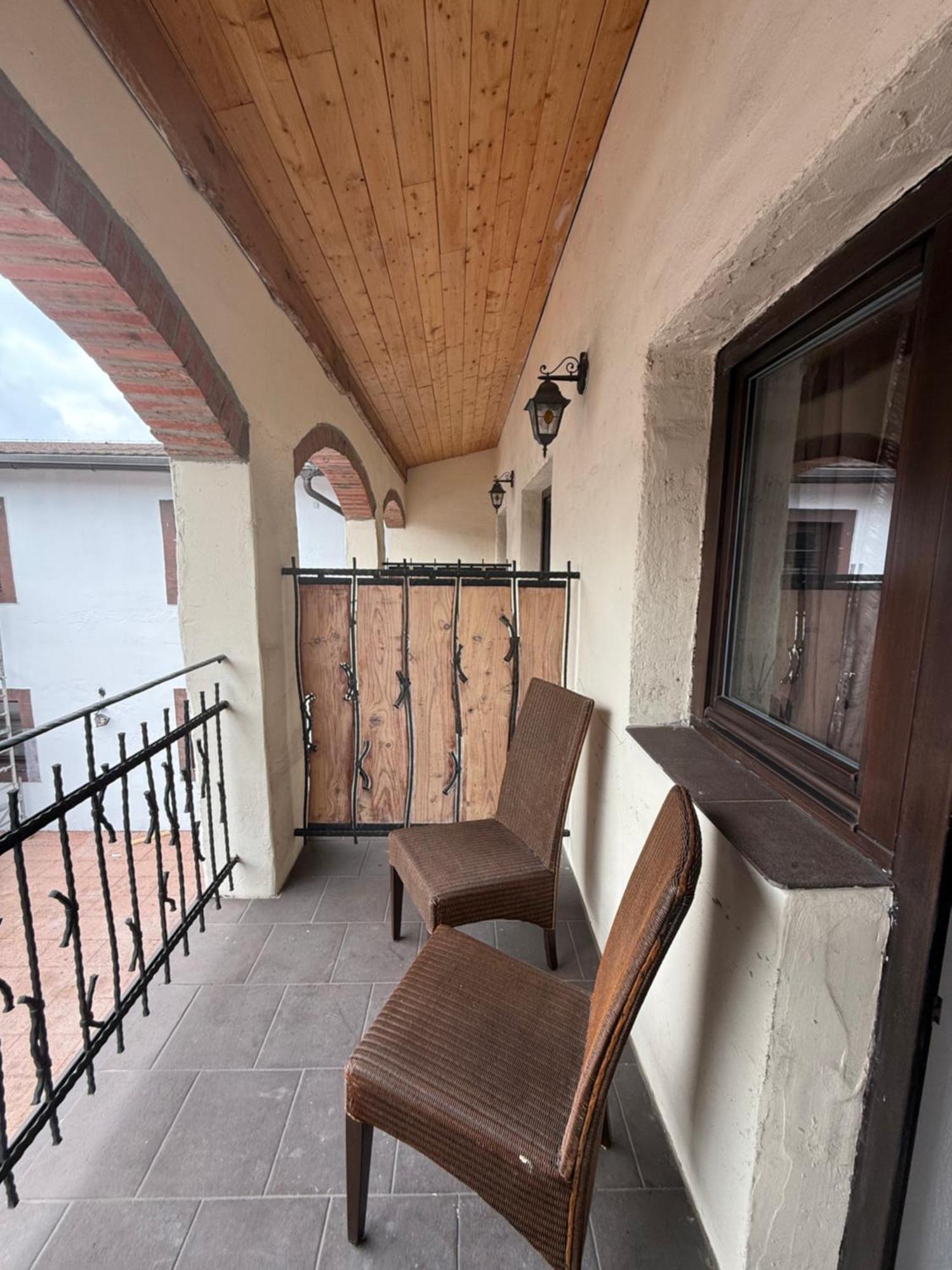 Hotel Plzensky Dvur Frydek-Mistek Exterior foto